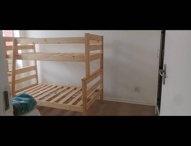 2 BEDROOM PROPERTY TO RENT IN BEDFORD GARDENS